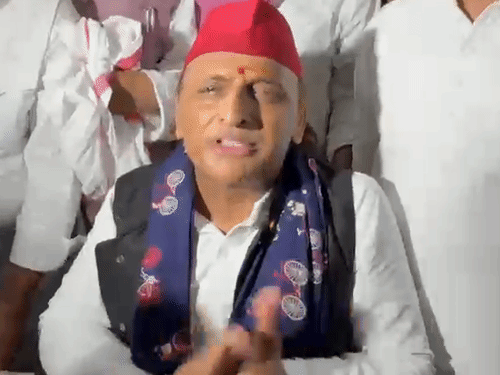 अखिलेश म्हणाले- योगींनी अयोध्येला जाण्याचा वर्ल्ड रेकॉर्ड केला:  मग देणगी चोरीचा शोध का लागला नाही; वर्चस्व निर्माण करण्यासाठी एन्काउंटर केले जात आहेत