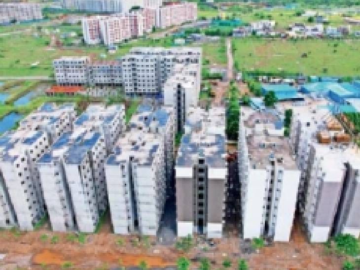 दिव्य मराठी एक्सक्लुझिव्ह:  मजरेवाडीत 1600 परवडणारी घरे; मनपाला सुविधा देणे मात्र परवडेना, केवळ मूलभूत सुविधा नसल्याने लाभार्थींना ताबा नाही – Solapur News
