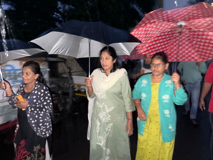 खडकवासलातून विसर्ग वाढताच महापौर ॲक्शन मोडमध्ये:  पहाटेच सिंहगड रस्त्यावरील पूरबाधित भागांची पाहणी, नागरिकांना सतर्कतेचे आवाहन – Pune News