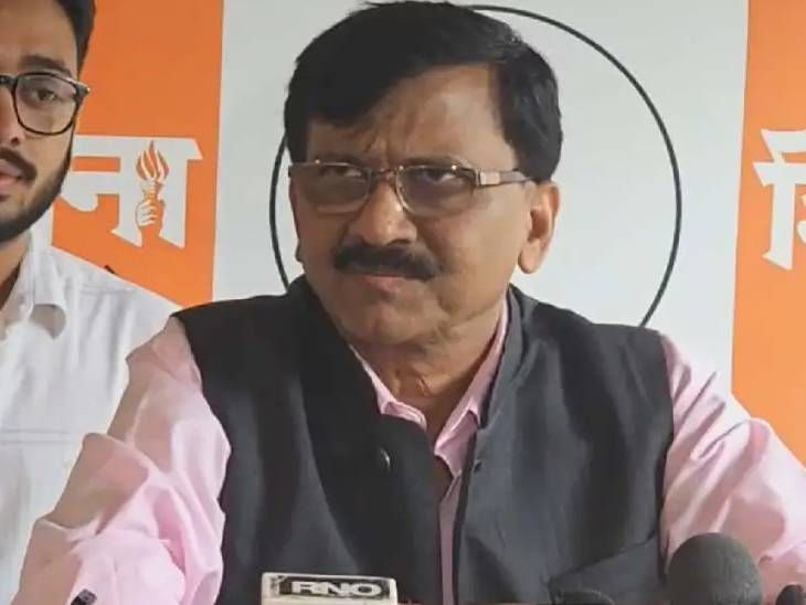 देवेंद्र फडणवीस केंद्रीय स्तरासाठी योग्य नेतृत्व:  2029 पूर्वी त्यांनी पंतप्रधान व्हावे, भाजपचे लोक मृत गोमातेच्या टाळूवरचे लोणी खातात- संजय राऊत – Mumbai News