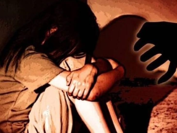 7 वर्षांच्या चिमुकलीवर सुरक्षारक्षकाचा लैंगिक अत्याचार:  मुंबईतील संतापजनक घटना, संतप्त नागरिकांचा पोलिस ठाण्याला घेराव – Mumbai News