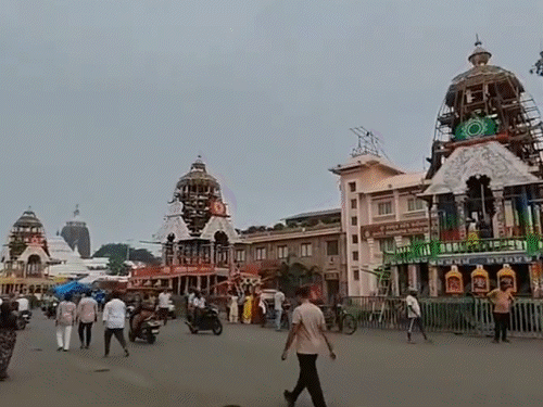 पुरी रथयात्रा उद्यापासून, 6 महिन्यांपूर्वीपासून हॉटेल बुकिंग:  ₹1500 ची खोली ₹50 हजारात; हावडा येथे जगन्नाथ यात्रा अगदी जवळून अनुभवता येते