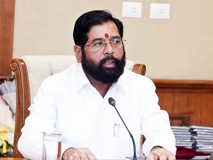 ‘लाडक्या बहिणीं’ना आणखी एक झटका!:  एकनाथ शिंदेंची ‘मोफत साडी’ योजना बंद, वस्त्रोद्योग विभागाने दिले आर्थिक भाराचे कारण – Mumbai News