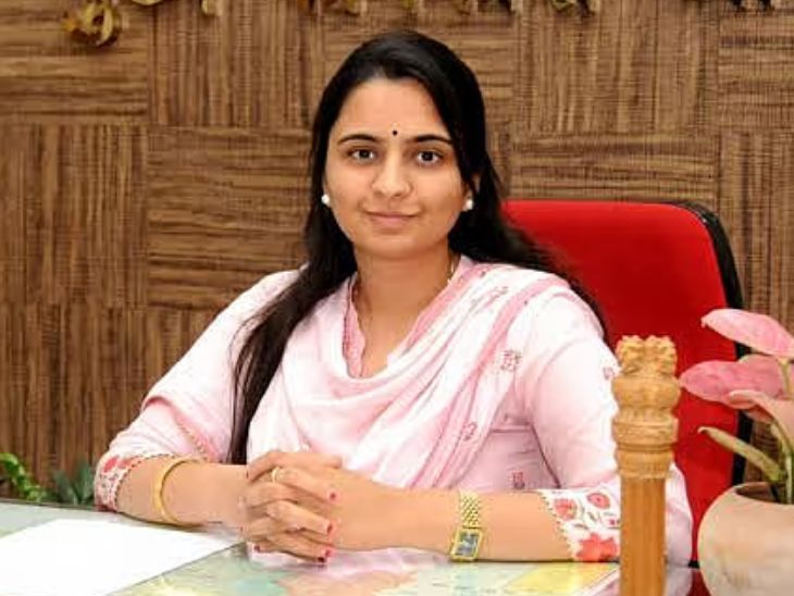जालन्यात पर्जन्यमापक यंत्रांशी छेडछाड:  बर्फ ठेवून पावसाच्या खोट्या नोंदी, शेतकऱ्यांमध्ये संताप; जिल्हाधिकाऱ्यांकडून गंभीर दखल – Jalna News