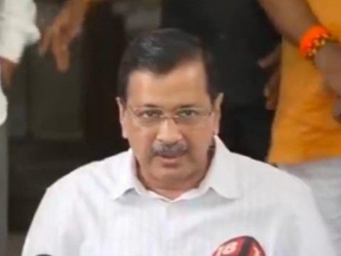 E-20 इथेनॉल मिश्रण धोरणाविरोधात ‘आप’चा हल्लाबोल:  केजरीवाल यांनी ‘नॅशनल टाऊन हॉल’ बोलावले, पंतप्रधानांकडे धोरण मागे घेण्याची मागणी केली