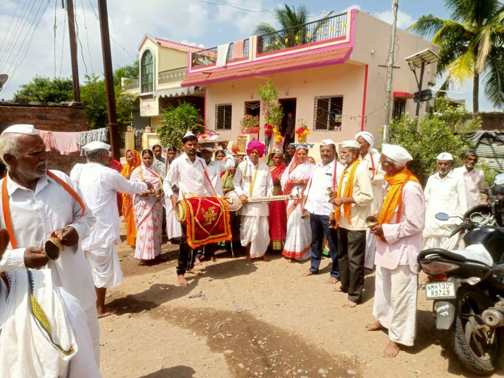 श्रीमद् भागवत कथा श्रवणामुळे आपले त्रिविध ताप निघून जातात