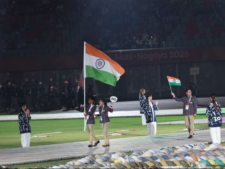 पॅरा एशियन गेम्स- उद्घाटन समारंभात प्रमोद-सिमरन यांनी धरला तिरंगा:भारताचे 168 खेळाडू सहभागी होतील, 24 ऑक्टोबरपर्यंत खेळ चालतील