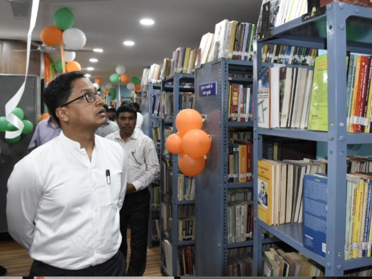 Special audio visual center set up in library in Surat, will be useful ...