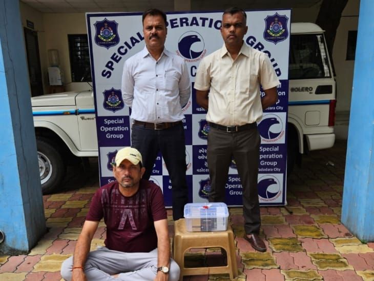 Naradham living in Navayard molested a 15yearold girl, in Gotri, a