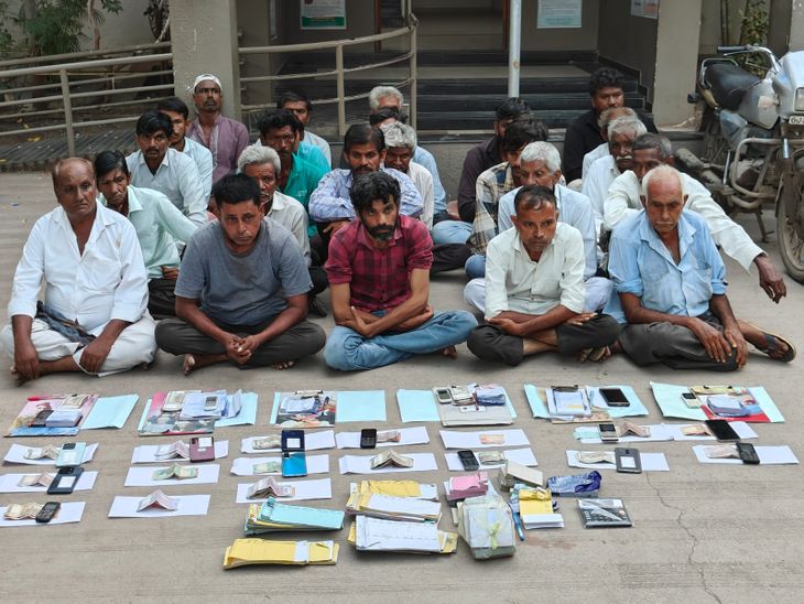 State Monitoring Cell nabs 24 gamblers in Botad | જુગારીને પકડ્યા ...