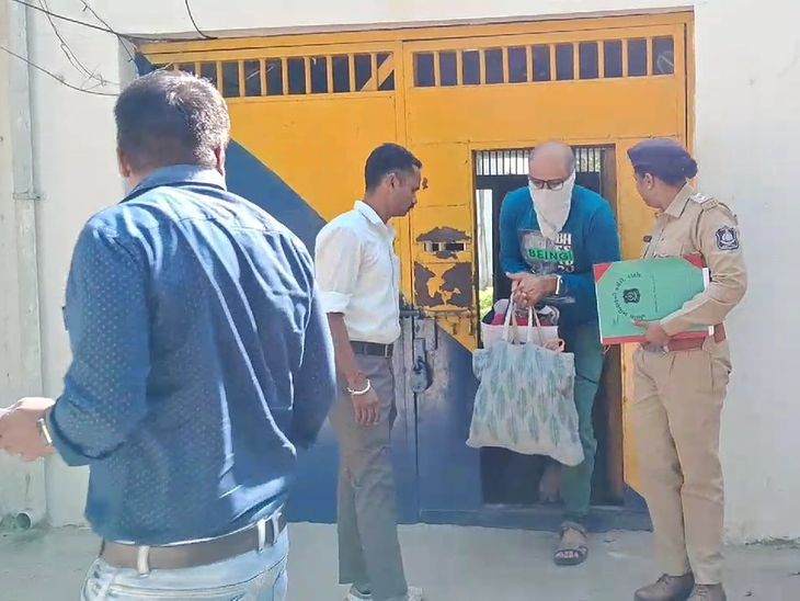 The main accused Sandeep Rajput was taken to Dahod on a transfer warrant