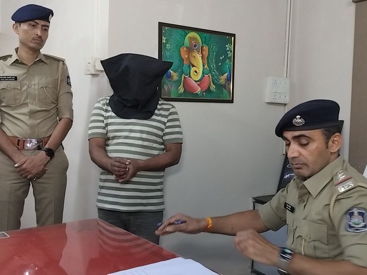 In the Vapi ST driver murder case, the incident was reconstructed by keeping both the accused