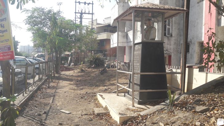 Gardens built at a cost of 15 crores in Vapi became ruins