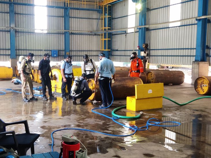 Leakage of chlorine gas in JK Paper Mill located in Songadh of Tapi