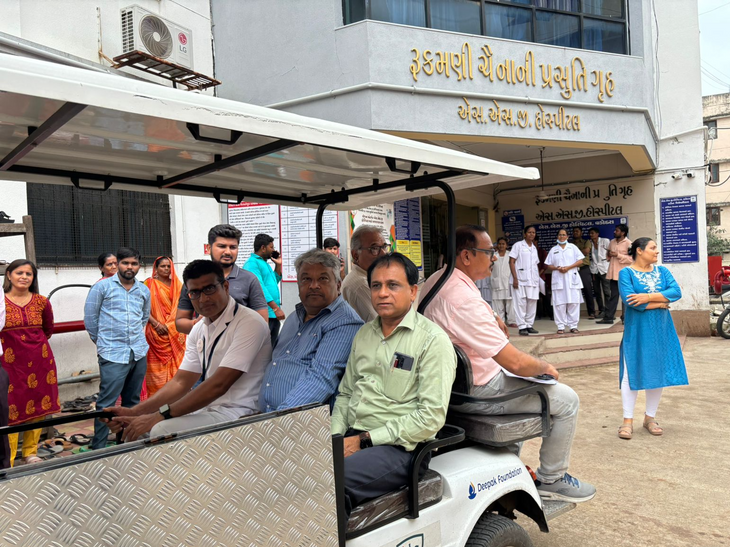 વડોદરા સમાચાર: પૂરની સ્થિતિ બાદ ગાંધીનગરથી હેલ્થ વિભાગના એડિશનલ ડાયરેક્ટરે સયાજી હોસ્પિટલની મુલાકાત લીધી વડોદરા સમાચાર: પૂરની સ્થિતિ બાદ ગાંધીનગરથી હેલ્થ વિભાગના એડિશનલ ડાયરેક્ટરે સયાજી હોસ્પિટલની મુલાકાત લીધી