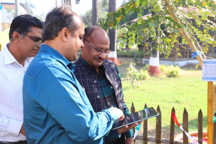 Navsari Agricultural University QR code work carried out on 200 trees ...