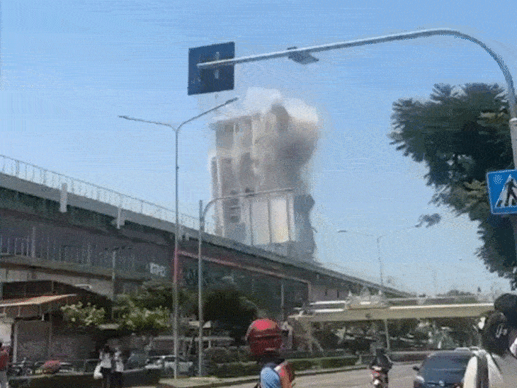 The building shook, people ran away in panic.