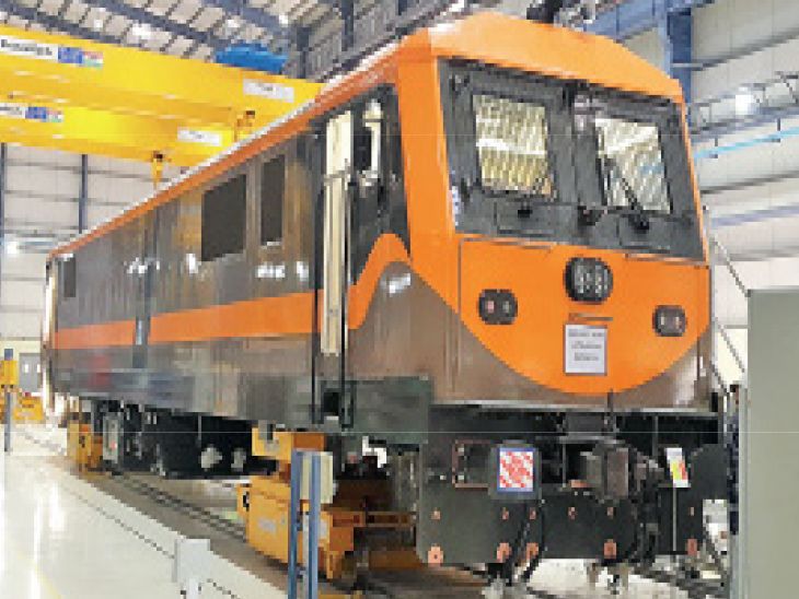 The country's first 9000 HP locomotive engine will be dedicated to the ...