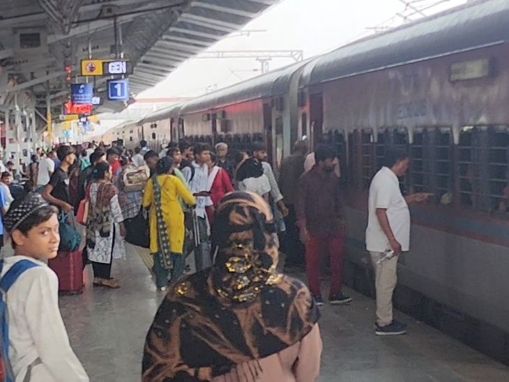 Veraval Gandhinagar Capital Express Train 19120 Resumes Scheduled Departure