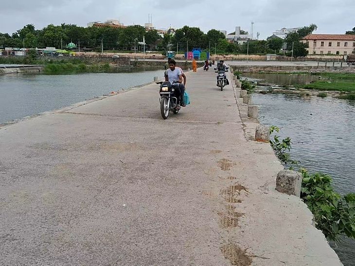 Botad Gadhada Ghelo River Akshar Ghat Bridge Safety Concerns | ગઢડાના ...