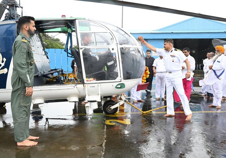 Chetak operational conversion training begins at Nani Daman Coast Guard