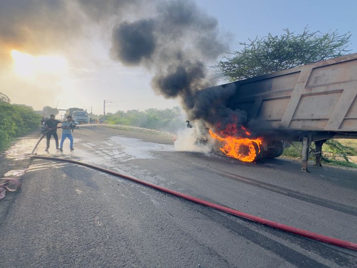 Fire brigade immediately brought under control a fire in a dumper near ...