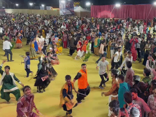 Rajkot Navratri Day 2 Garba Dance Players