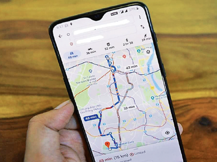How does Google track us?