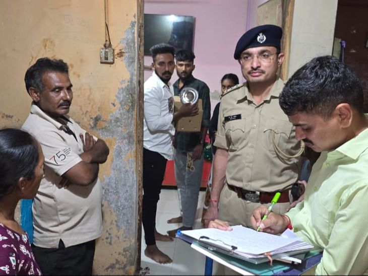 Police checking in Vadodara late at night