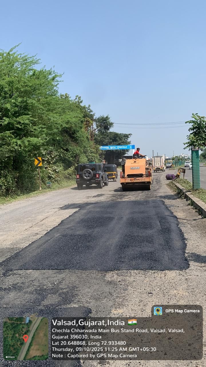 Relief from road asphalt patchwork in Valsad taluka | યુધ્ધના ધોરણે શરૂ ...