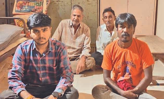 4 arrested for playing Worli Matka in public at Patarwali Chowk
