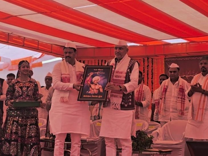 Birsa Munda Statue Unveiled Mosali BJP President Janjatiya Gaurav Yatra ...