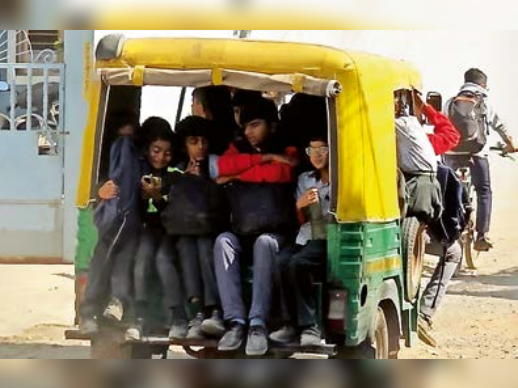 Transporting more than one and a half students in school rickshaws and ...