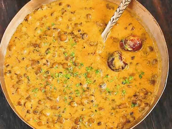 Rasthal: Easy Sour Urad Dal Recipe | Gujarati Cuisine