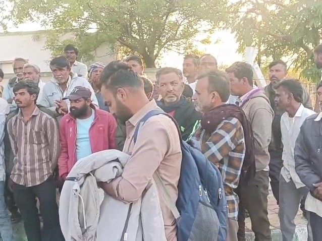 Turkha Murder Protest: Family Demands Arrests at Botad SP Office