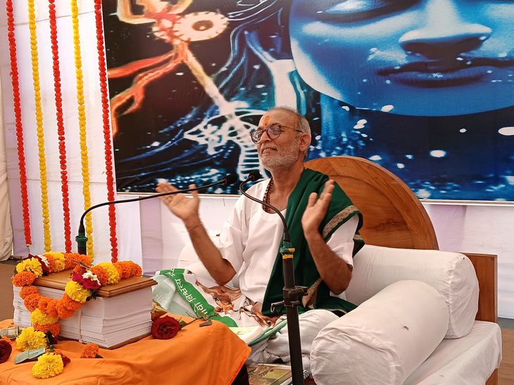 Bhudev Jayesh Joshi Emphasizes Sanatan Dharma Pillars at Nanapondha ...