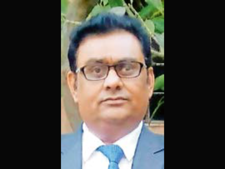Prof. Pragnesh Shah appointed as Dean of Commerce Faculty for 5 years