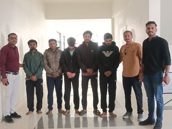 Botad Cheating Gang Arrested for Stock Market Scam
