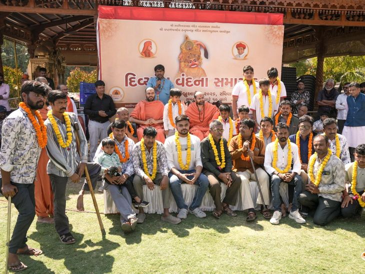 500+ Disabled Devotees Enjoy Darshan at Salangpur Kashthbhanjan Dev