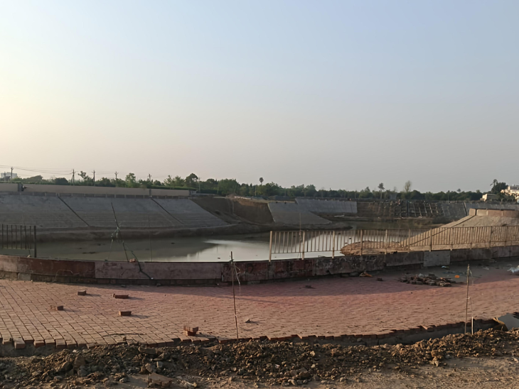 Navsari is becoming the state's 'Lakefront City', currently has 2 ...