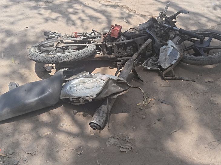 Modasar Accident: Bike-Truck Collision Near Bodeli; Son Critical