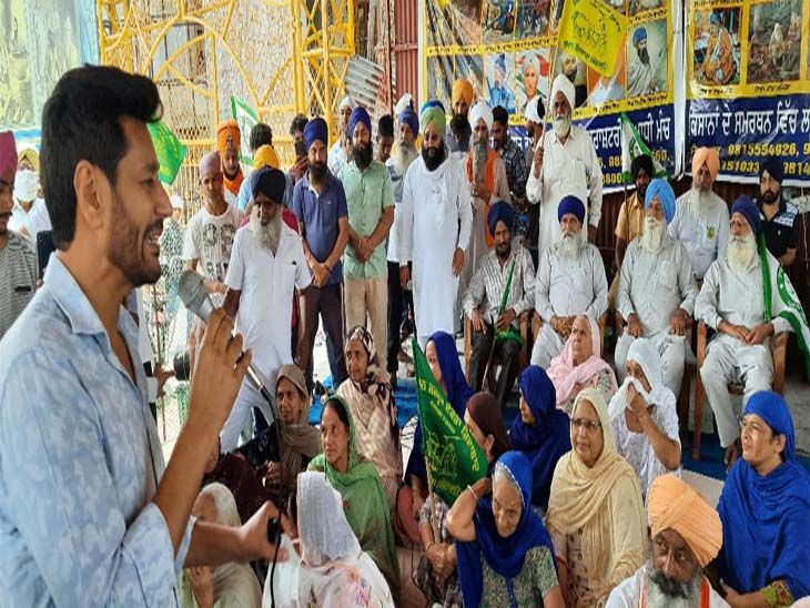 किसान धरना स्थल पर हरभजन मान ने गीत भी गाया