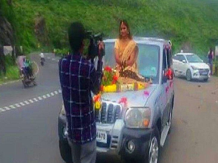 उस वीडियोग्राफर का कैमरे भी जब्त कर लिया गया है, जिसके यह पूरा सिकुएंस शूट किया था।