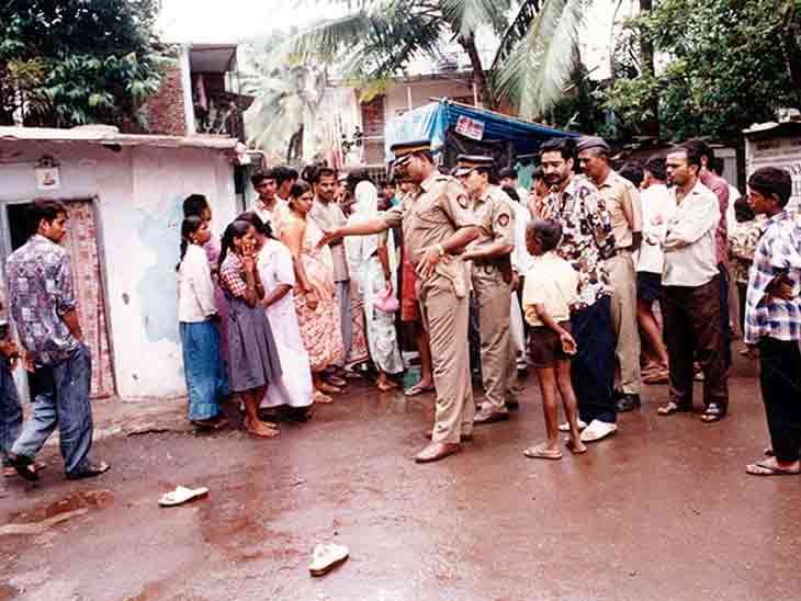 हत्या के बाद मौके पर पहुंची पुलिस
