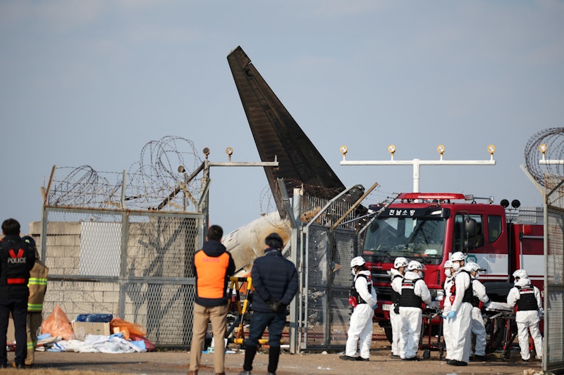 Plane carrying 175 passengers crashes in South Korea, 23