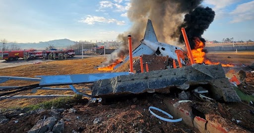 Plane carrying 175 passengers crashes in South Korea, 23