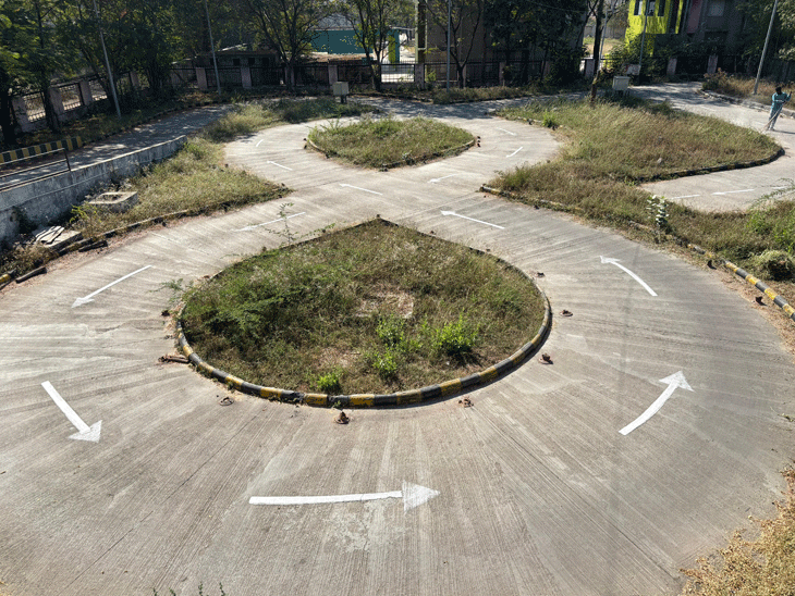 Vadodara RTO Driving Test Track Non-Functional for Two Days Due to G ...