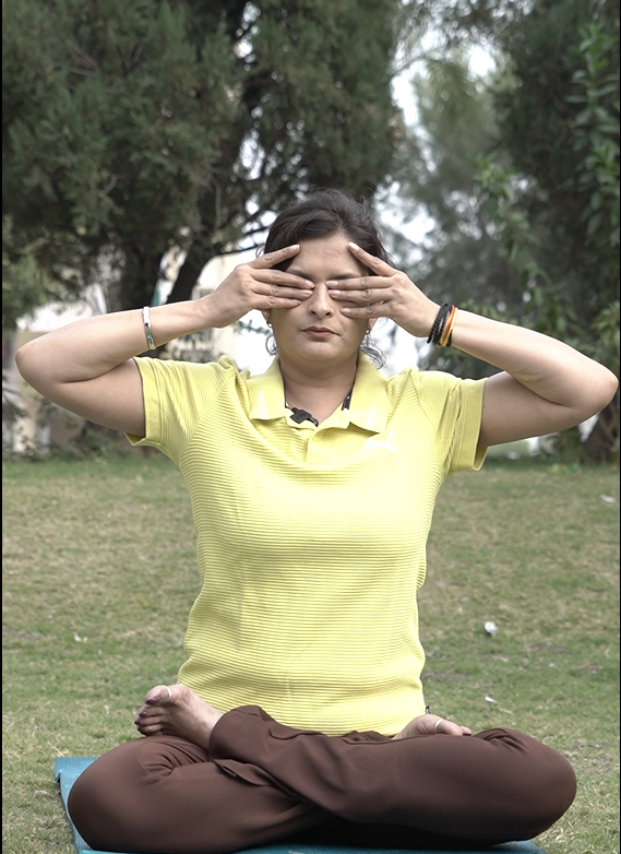 Bhramari Pranayama with Shanmukhi Mudra