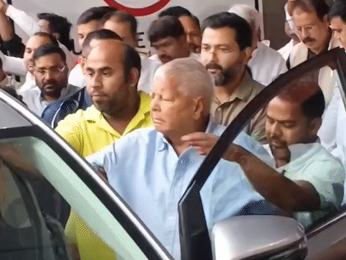Lalu Yadav admitted to CCU at AIIMS Delhi - Bihar News | Bhaskar English
