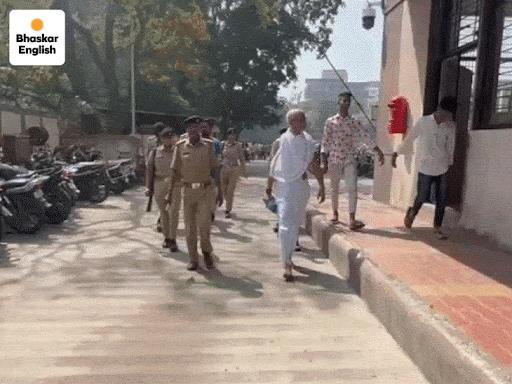 Jain Monk Shanti Sagar sentenced to 10 years: Jain Monk, in jail for 7.5  years, sentenced to 10 years in shelter home rape case; two and half years  left to serve -